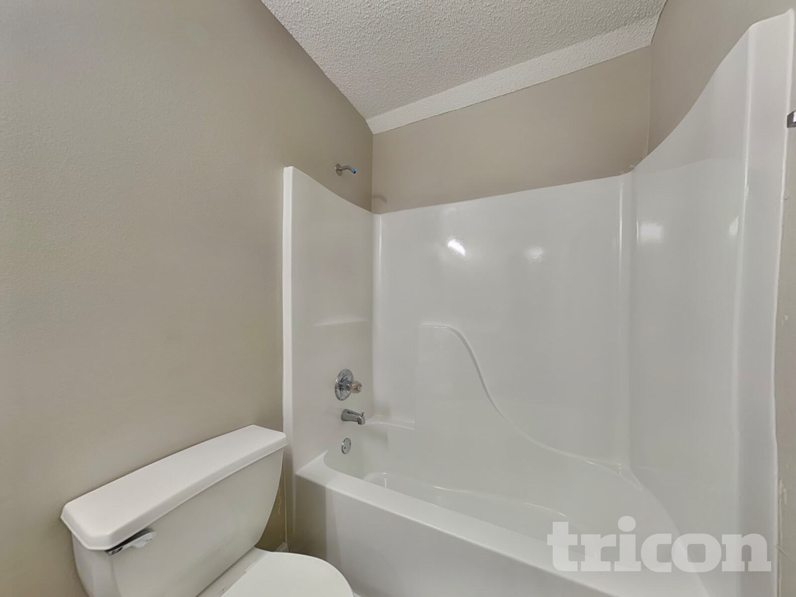 Building Photo - 7632 McGillicuty Dr