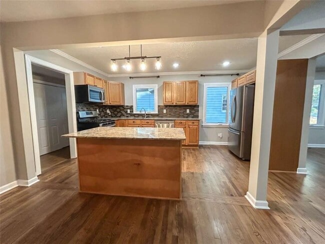 Building Photo - 2981 Lowrance Dr
