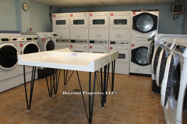 Laundry Facility - 148 Breakwater Dr