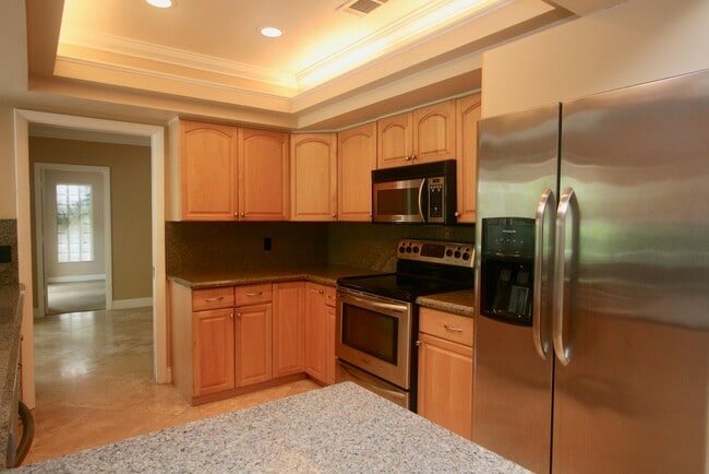 Building Photo - 839 Malaga Dr