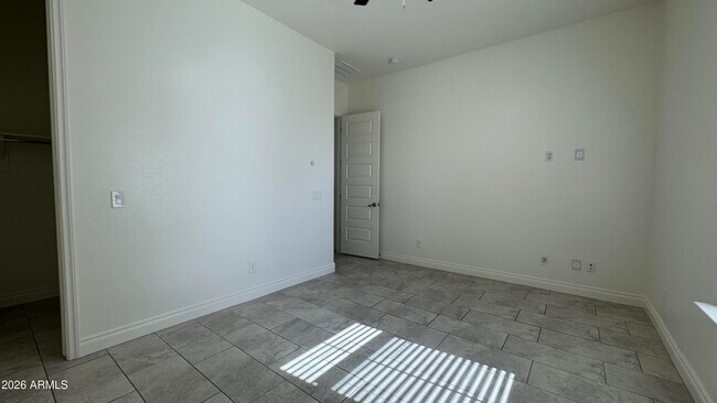 Building Photo - 5221 S Excimer