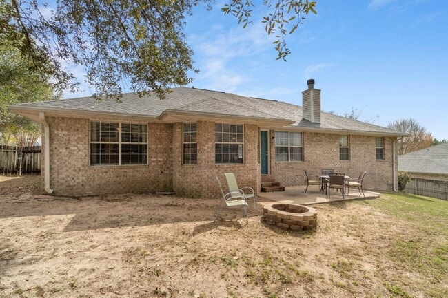 Building Photo - 5405 Josh Dr