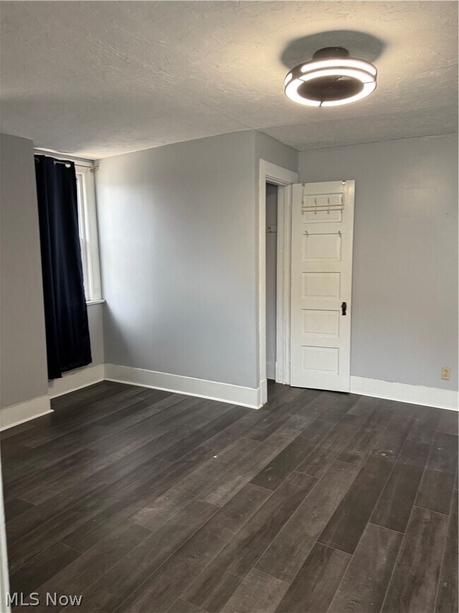 Building Photo - 1460 Elmwood Ave