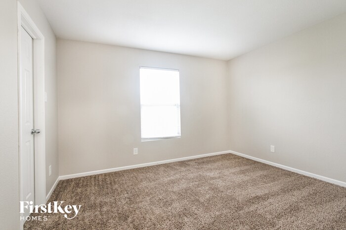 Building Photo - 8419 Burket Way