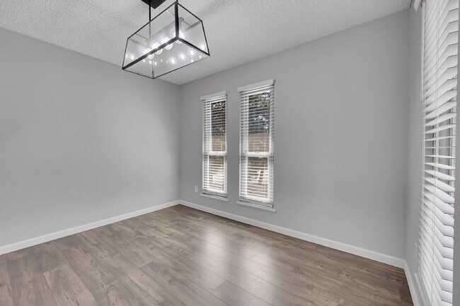 Building Photo - $2,600.00, 4-Bedroom, 3-Baths, Single Fami...