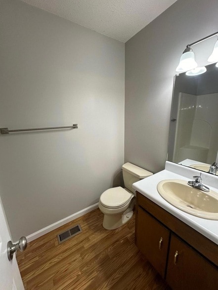 Building Photo - 1230 Village Way