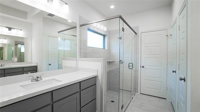 Building Photo - 5315 Tupper Ave