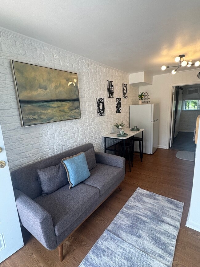 Primary Photo - W Grant Apartments