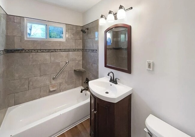 Building Photo - 7808 Crescent Ave