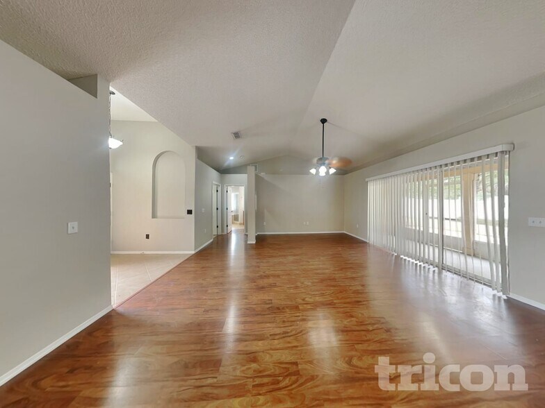 Building Photo - 1617 Taylor Brooke Dr