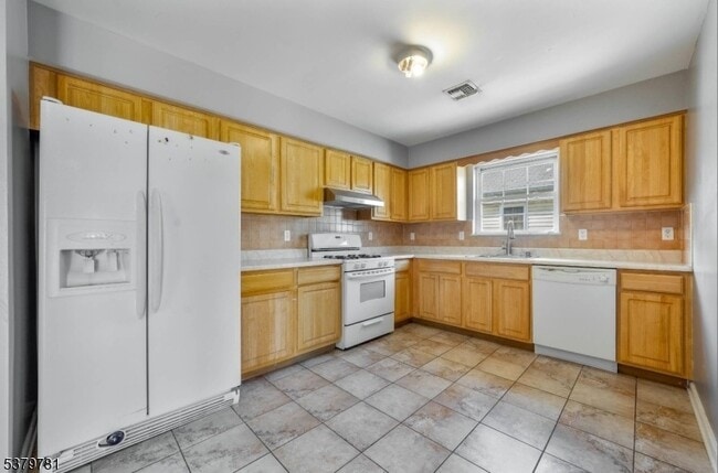 Building Photo - 21-23 Norfolk Street Unit