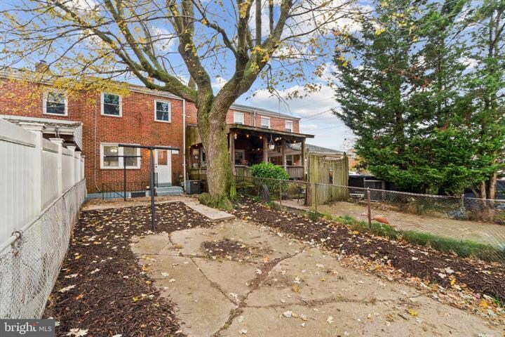 Building Photo - 8146 Del Haven Rd