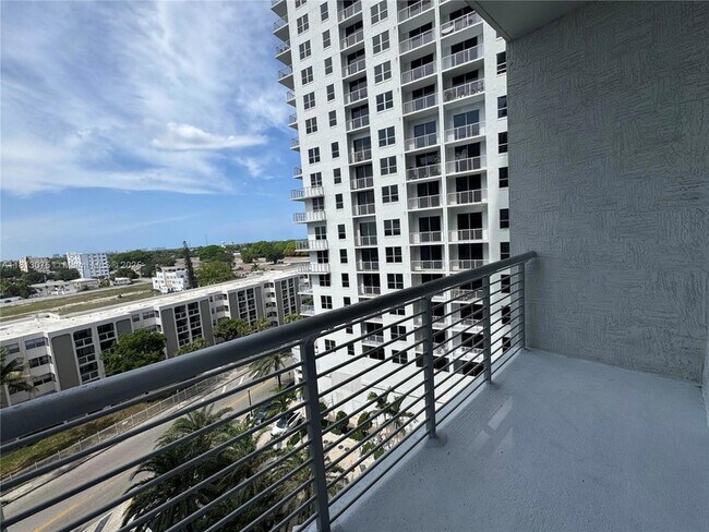 Building Photo - 1776 Polk St