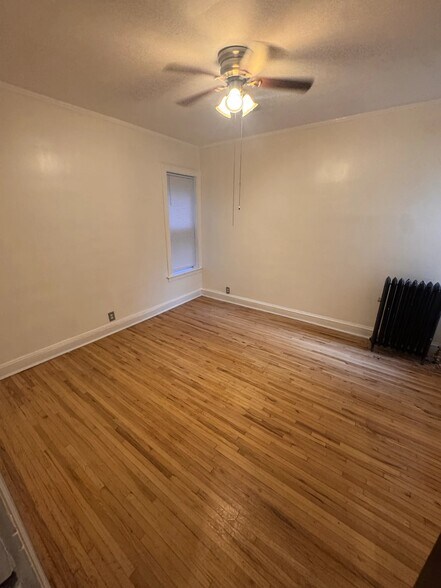 Building Photo - 8046 S Langley Ave