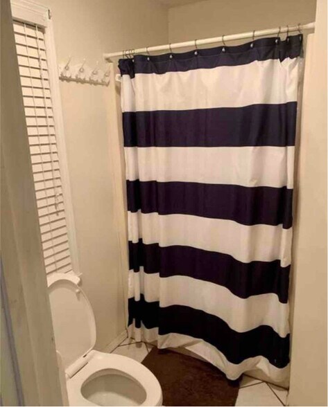 Building Photo - 314 N Lee St