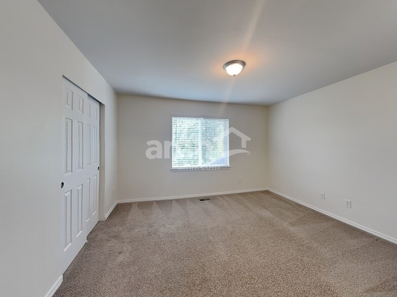 Building Photo - 20627 73rd Ave Ct E