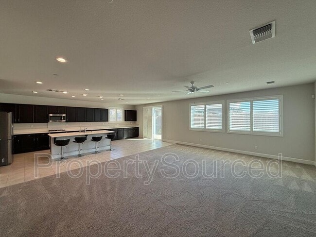 Building Photo - 1978 Memorial Ln