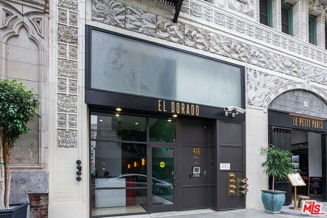 Building Photo - 416 S Spring St