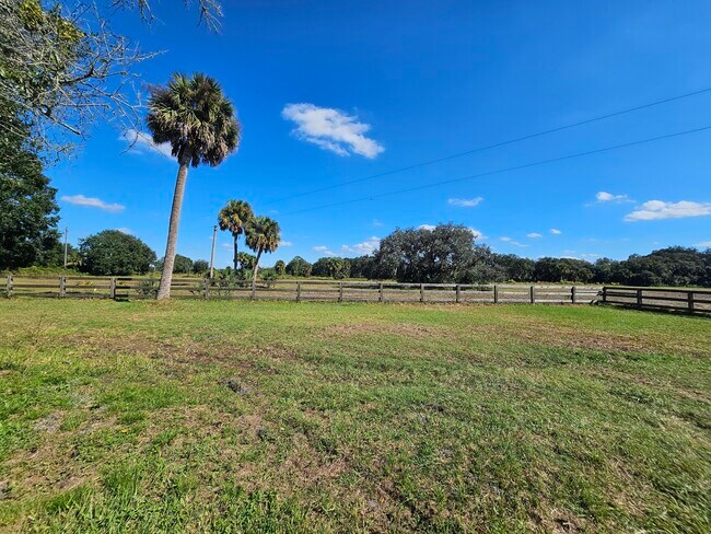 Building Photo - 4900 NW 160th St