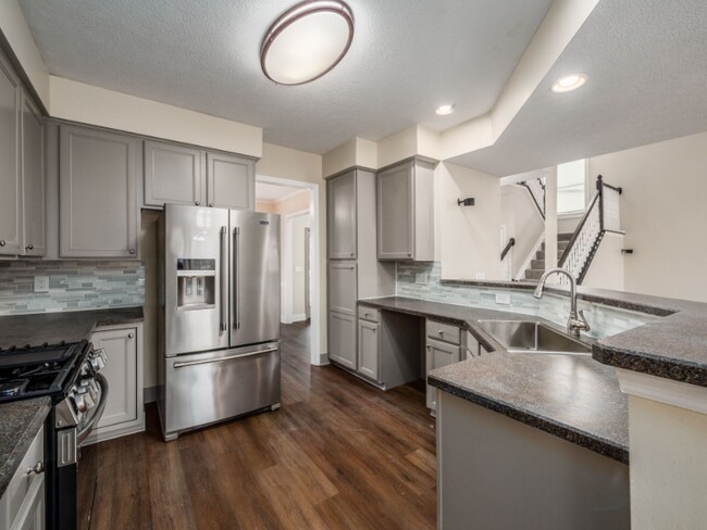 Building Photo - 7302 Claddaugh Ln