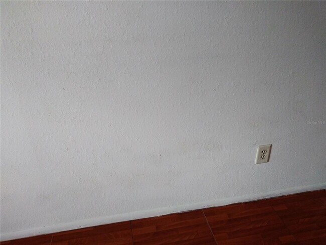 Building Photo - 127 Springwood Cir