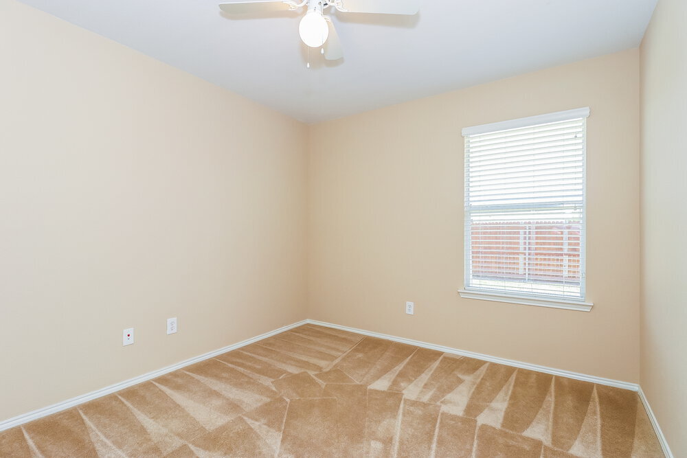 Building Photo - 1235 Sweetwater Dr