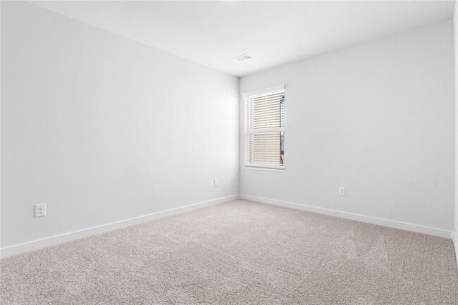 Building Photo - 1925 Westwind St