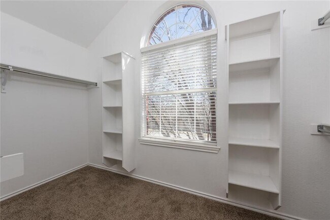 Building Photo - 2103 Kimra Ln