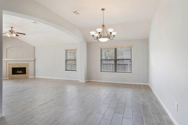 Building Photo - 16011 Rustlers Trail Ln