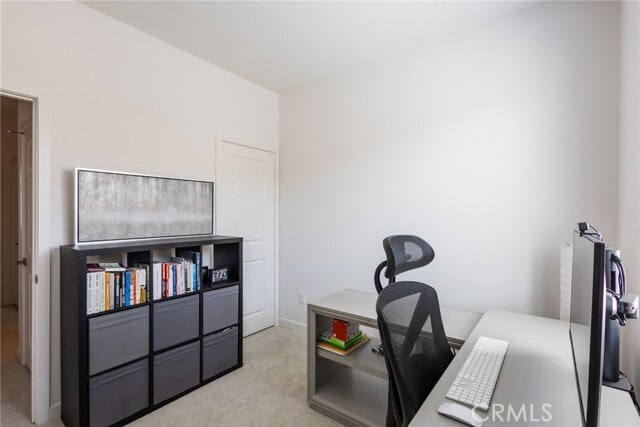 Building Photo - 2640 Sprout Ln