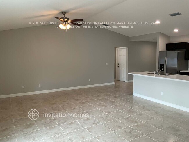 Building Photo - 714 Munich St NW