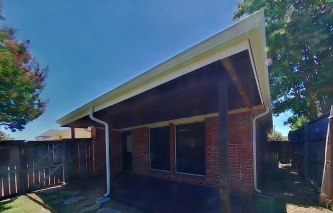 Building Photo - Classic Design with Room to Grow  3-Bedroom Beauty