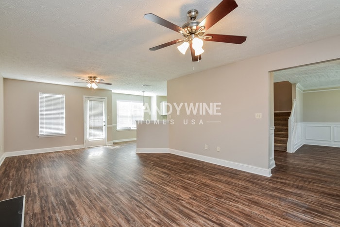 Building Photo - 101 Bond Lake Dr