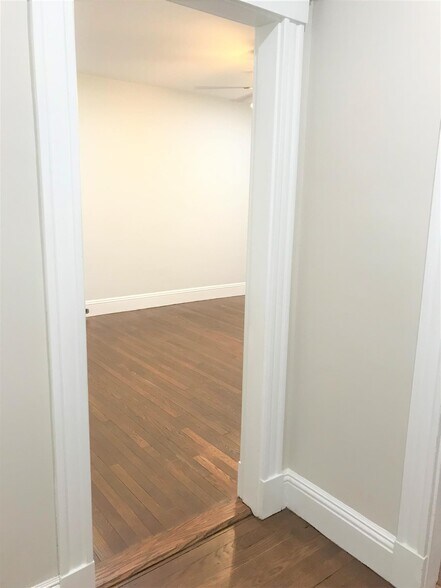 Building Photo - 1699 Cambridge St