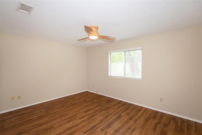 Building Photo - 7708 Wakefield Dr