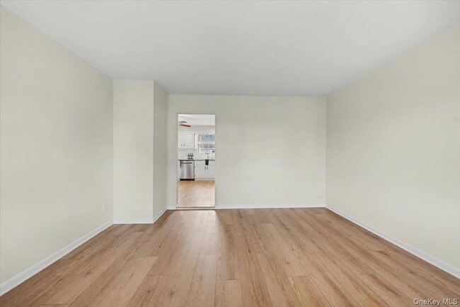 Building Photo - 60 Park Ave