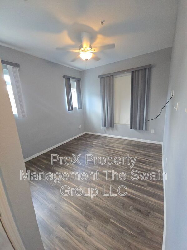 Building Photo - 750 Ave C SW