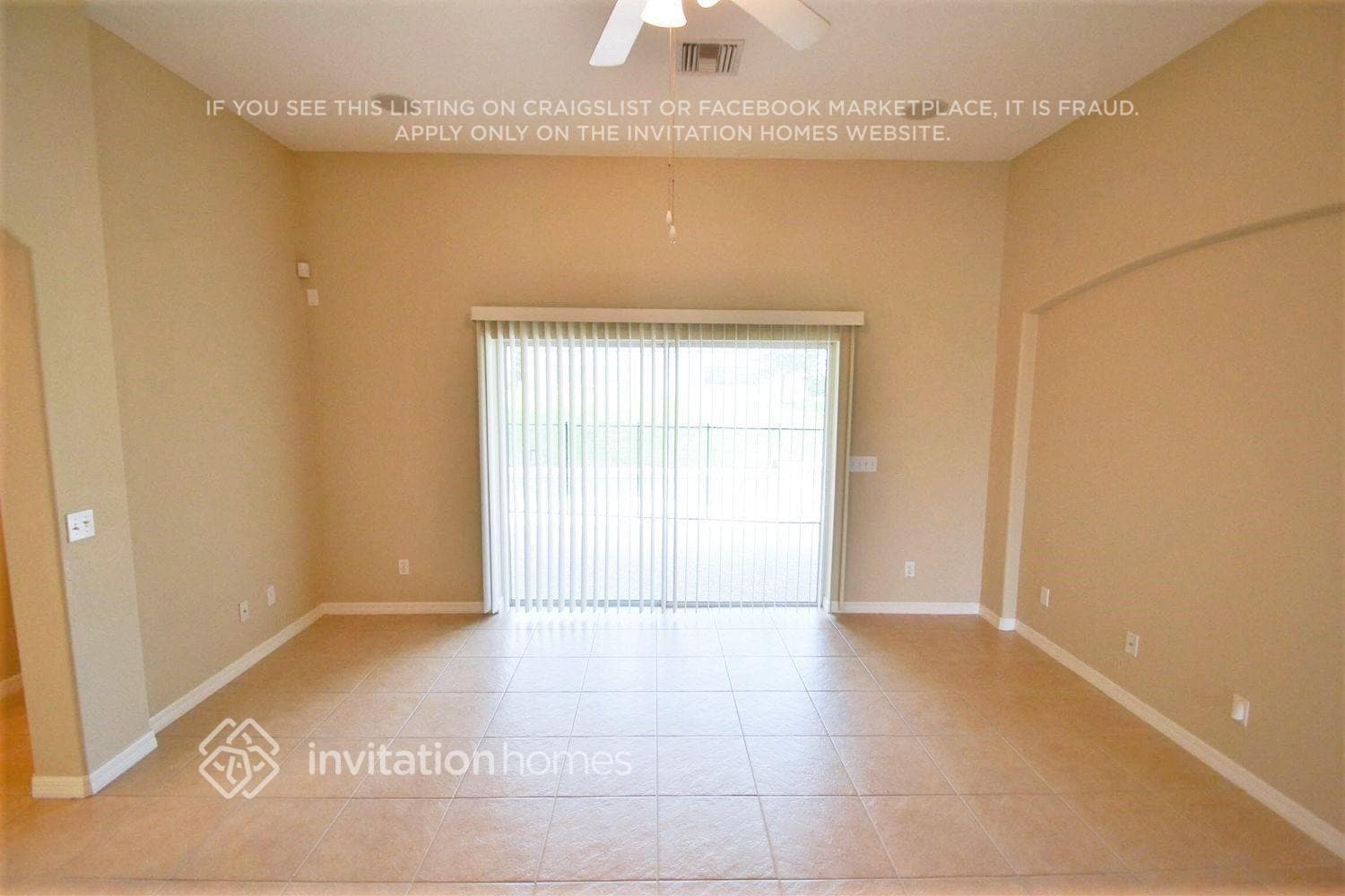 Building Photo - 204 Tower View Dr E