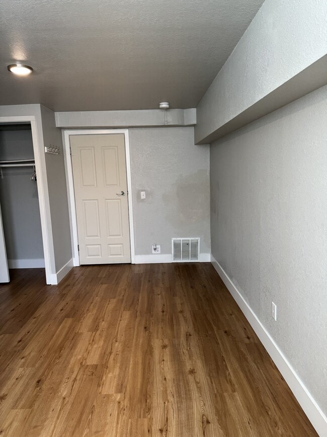 Building Photo - 10302 141st St Ct E