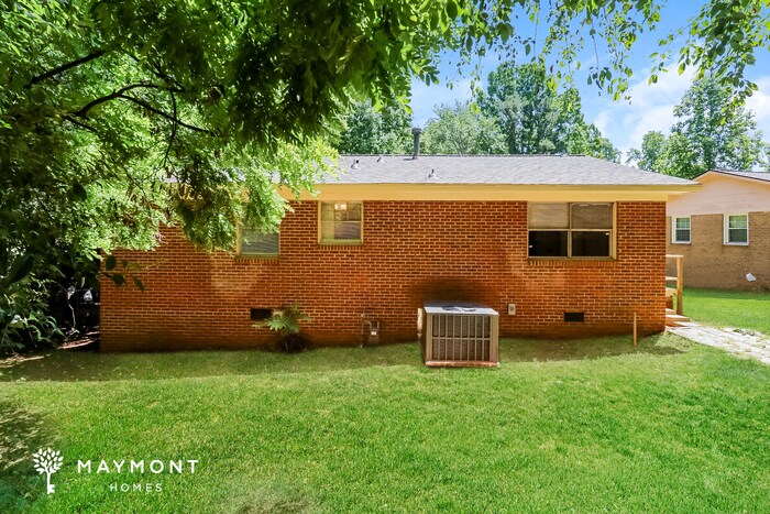 Building Photo - 9408 Spruce Pine Pl