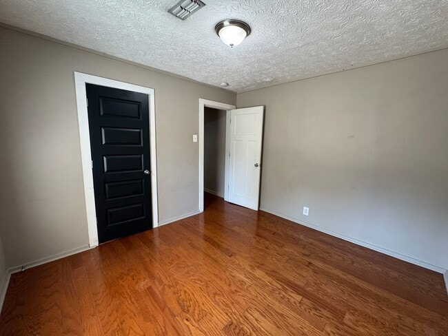 Building Photo - 3/2 House in Armuchee- $1,295