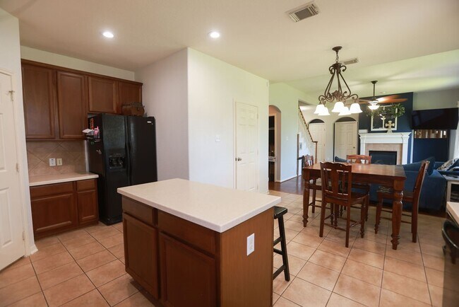 Building Photo - 7822 Ravens Point Dr