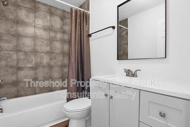 Building Photo - 3672-3678 Arnelle Road - 3678