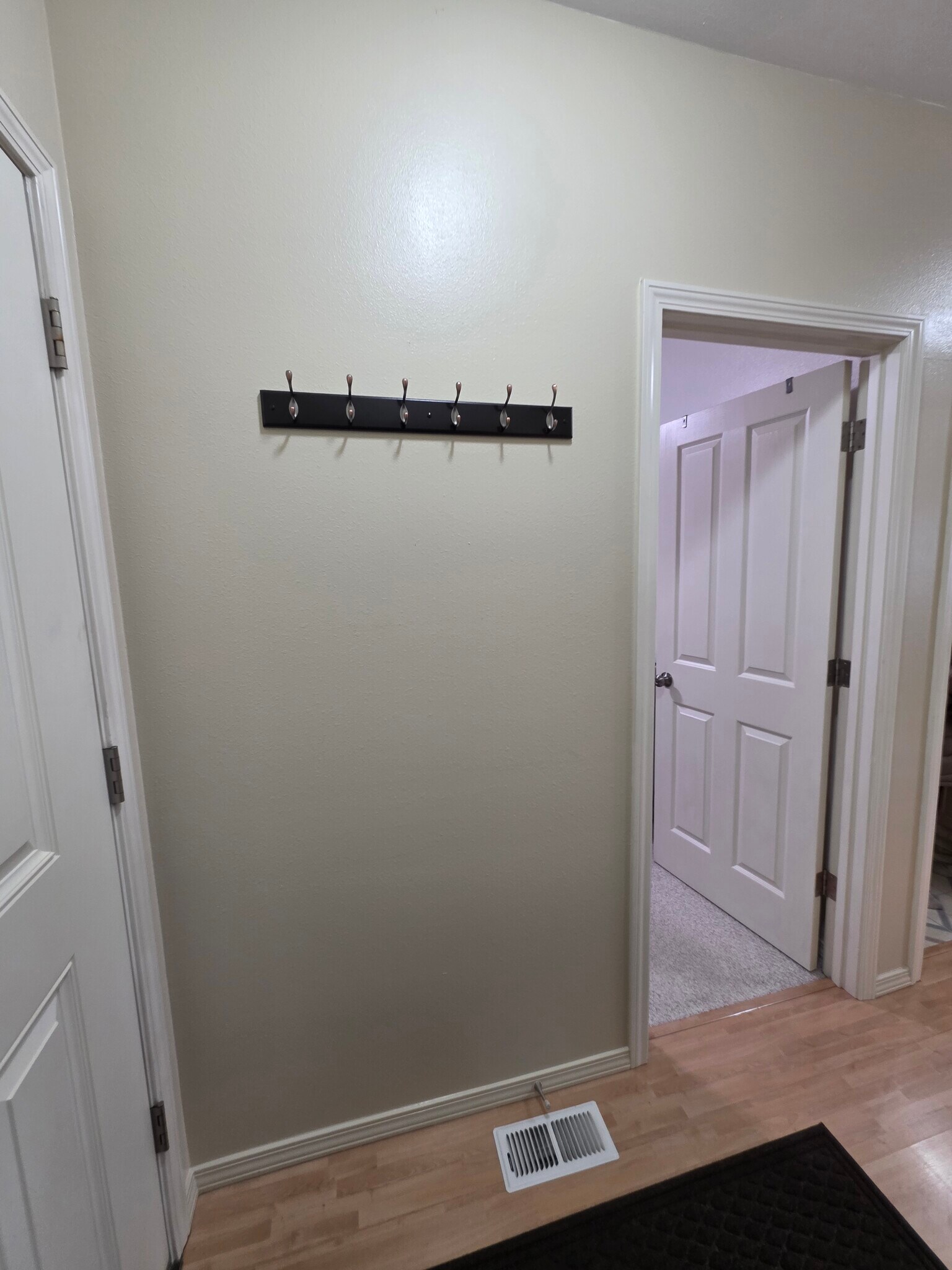 Building Photo - 3030 Lore Rd