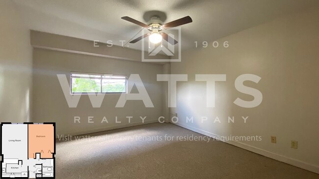 Building Photo - 1 Bedroom/ 1 Bath condo on Highland Avenue
