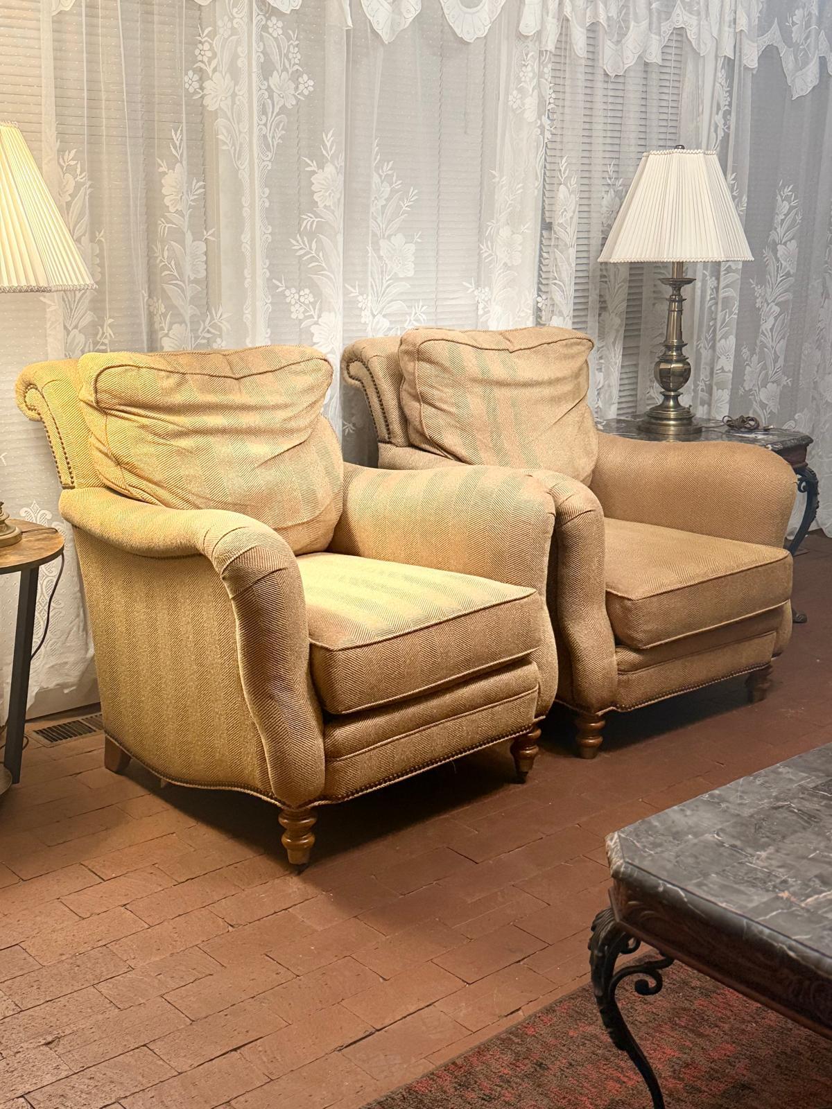 Building Photo - 5326 Main St