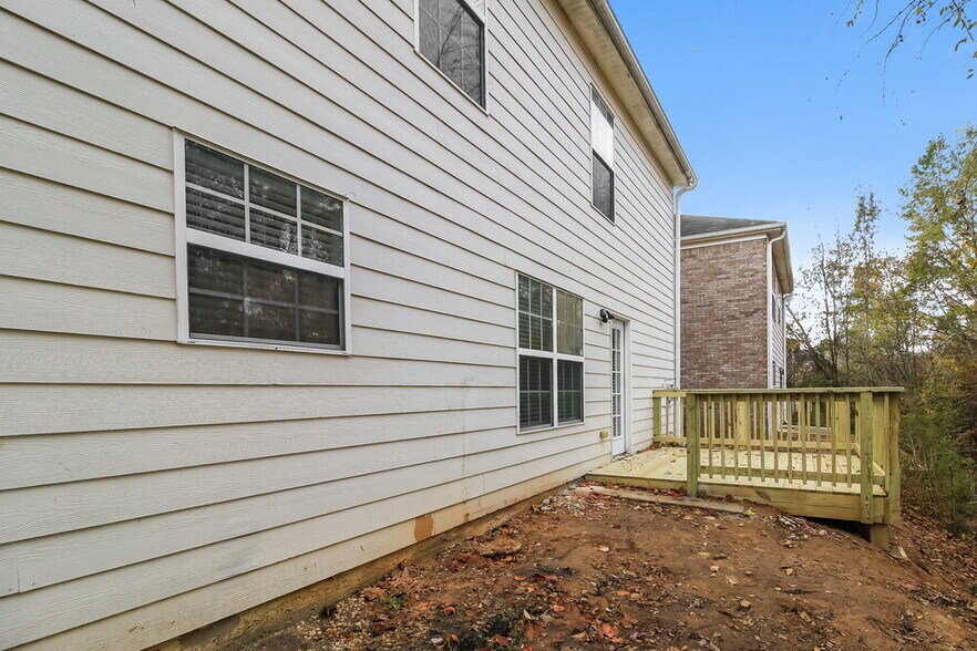 Building Photo - 420 Townsend Bend