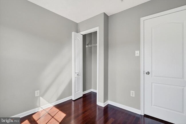 Building Photo - 3231 Halcyon Ct