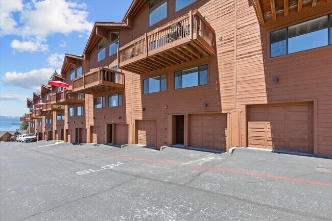 Building Photo - 400 Fairview Blvd