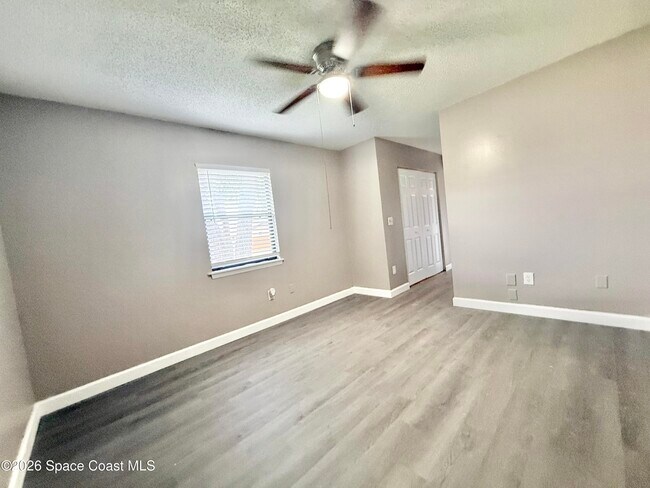Building Photo - 5925 Clearfield Ave